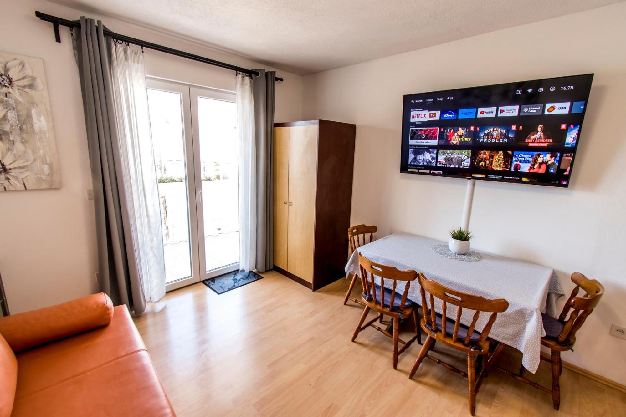 Apartments Curic Trogir Ngoại thất bức ảnh
