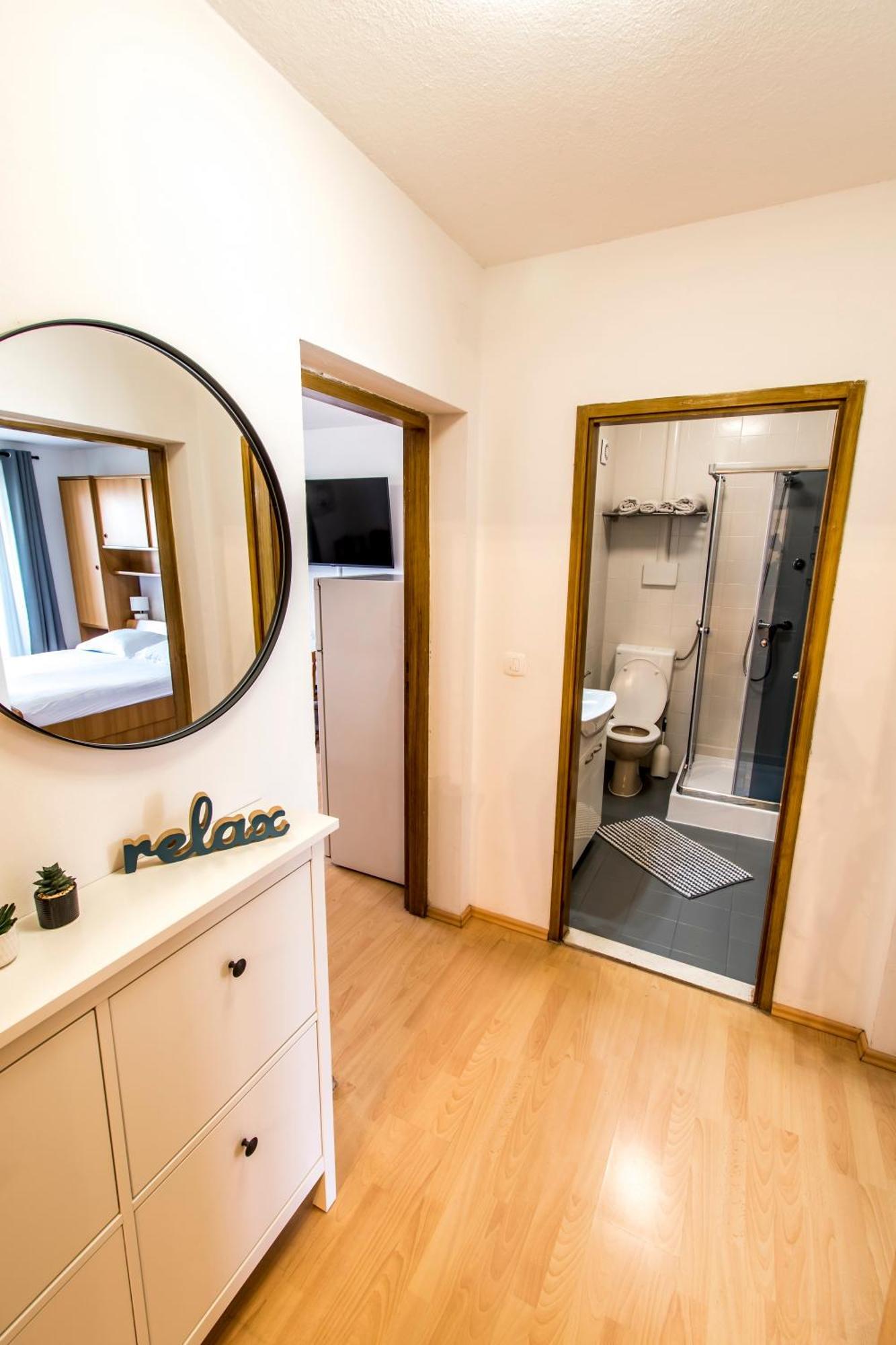 Apartments Curic Trogir Ngoại thất bức ảnh
